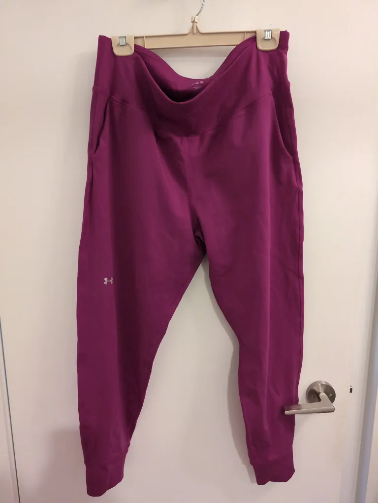 Under Armour Purple Joggers - Size XL 🇨🇦 thumbnail