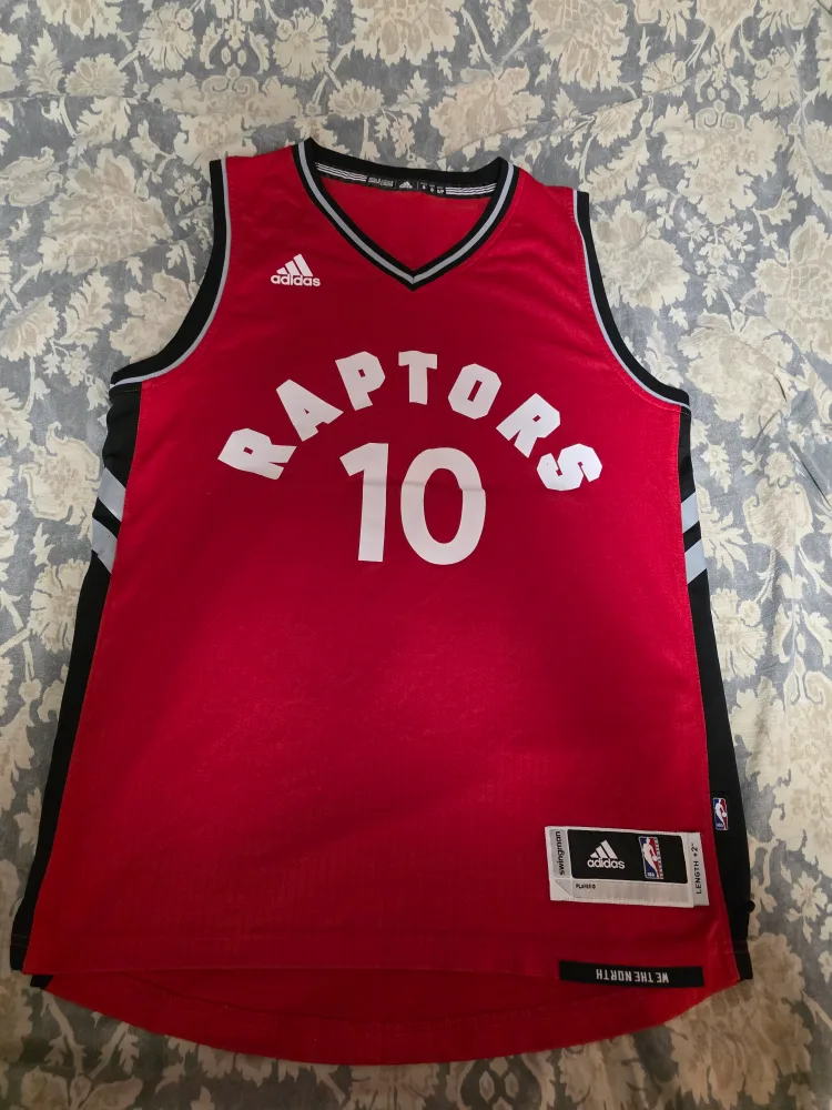 Adidas Raptors DeRozan #10 Jersey - Size S thumbnail