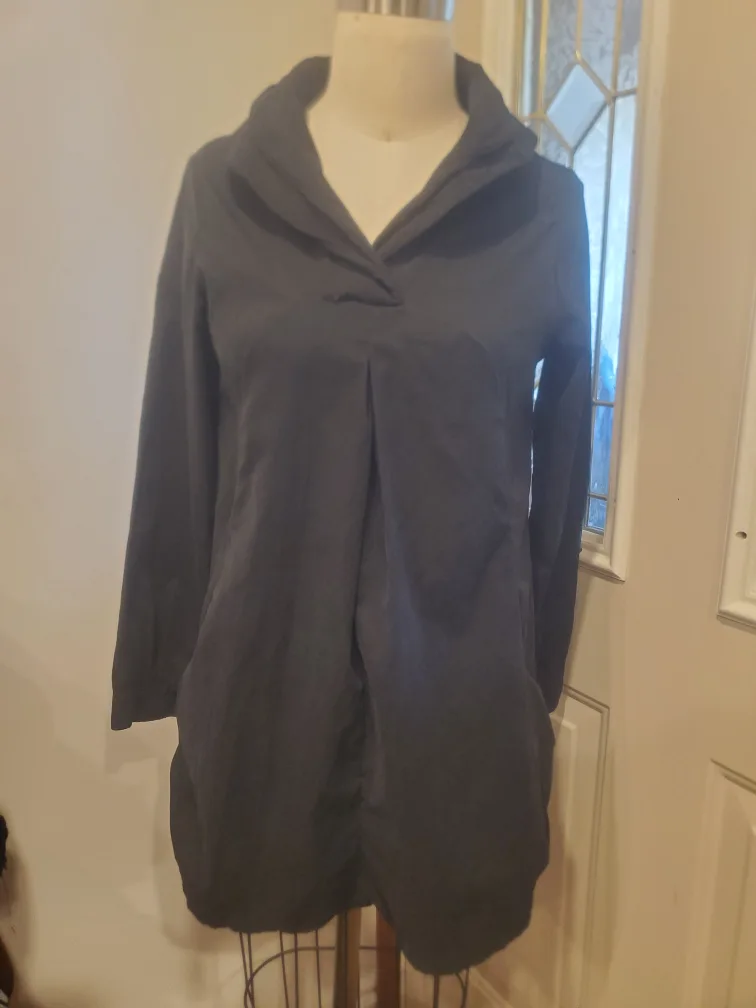women's xs dress or top thumbnail