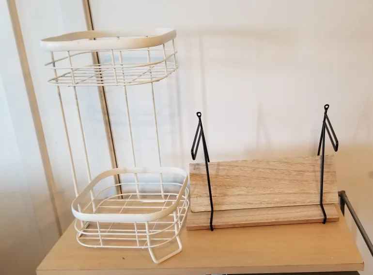 🇨🇦🍁 2-Tier Wood Floating Wall Shelf & 2 tier Storage Rack. thumbnail