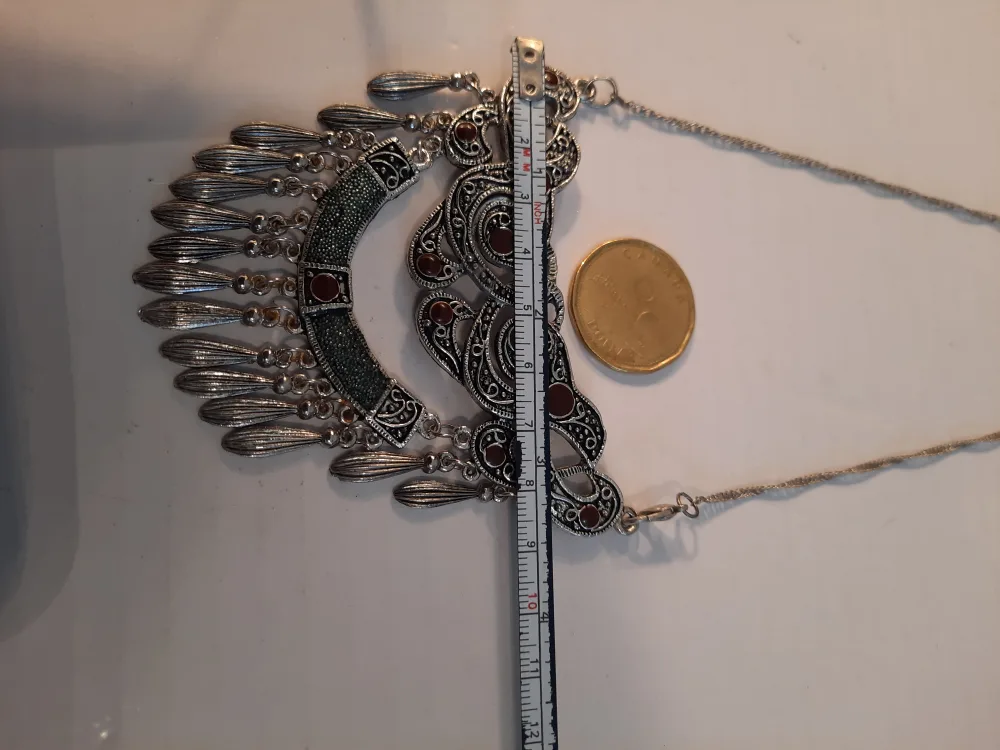 Silver-tone Statement Necklace image indicator(10)