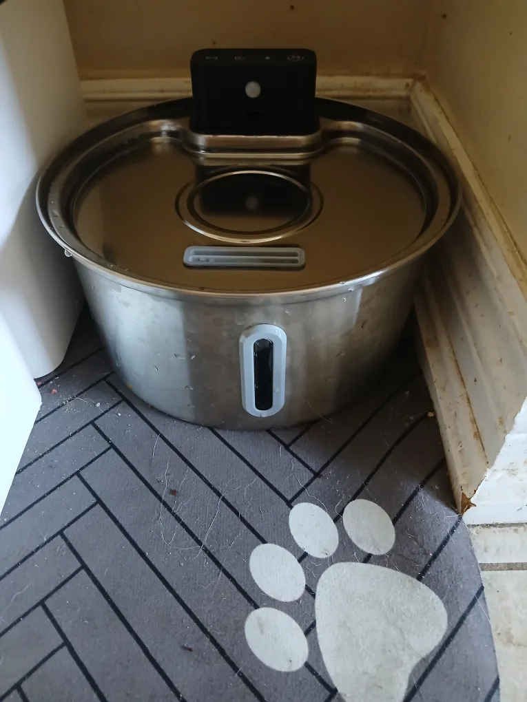 Pet Water Fountain - Stainless Steel image indicator(3)