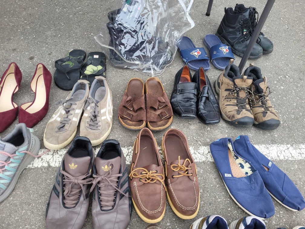 size 10 men's shoes thumbnail