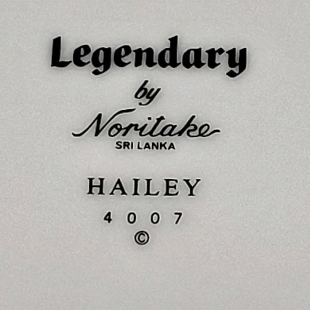 Mint Fine China 7 Person Noritake Set "Hailey- Retails for $1000 image indicator(5)