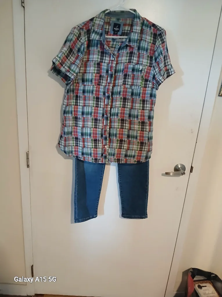 Dexter Plaid Short Sleeve Shirt thumbnail