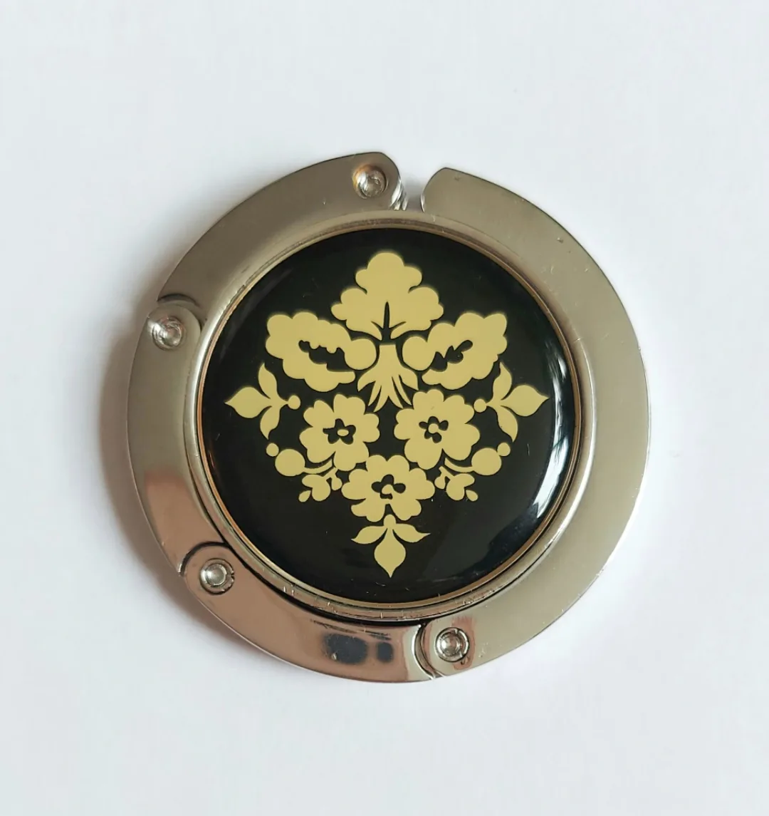Vintage enamel purse/handbag holder thumbnail