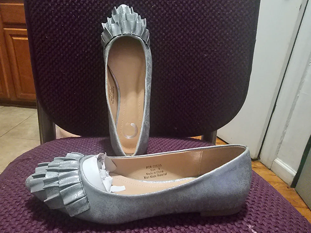 Silver Flats - Size 6 Journee Coleccion thumbnail