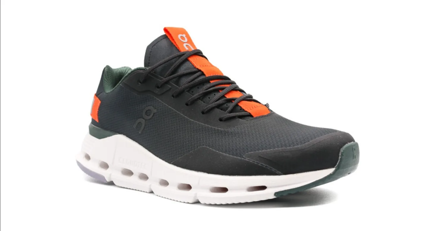 BNIB ON RUNNING SHOES CLOUDNOVA FORM, BLACK FLAME thumbnail