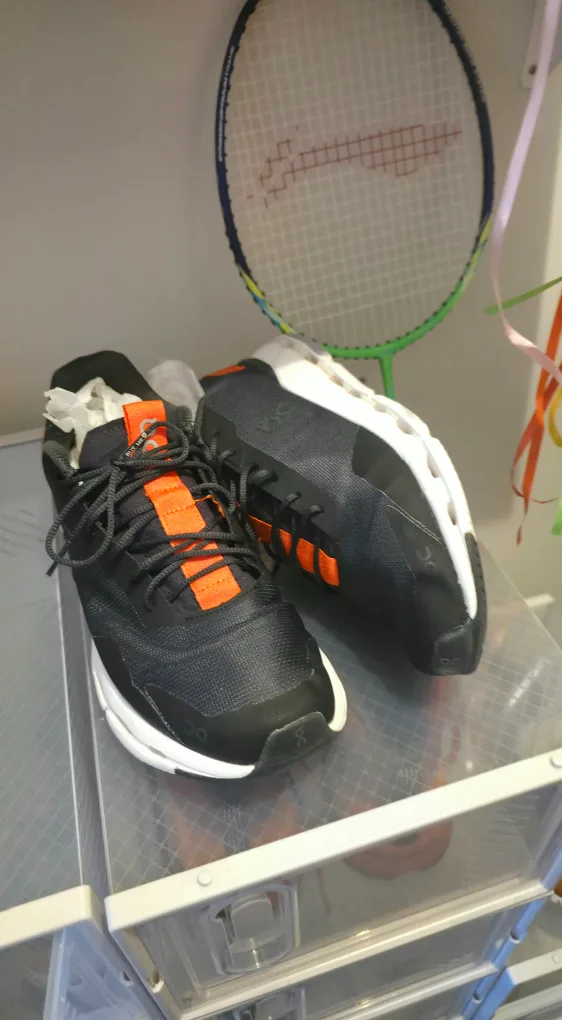 BNIB ON RUNNING SHOES CLOUDNOVA FORM, BLACK FLAME image indicator(4)