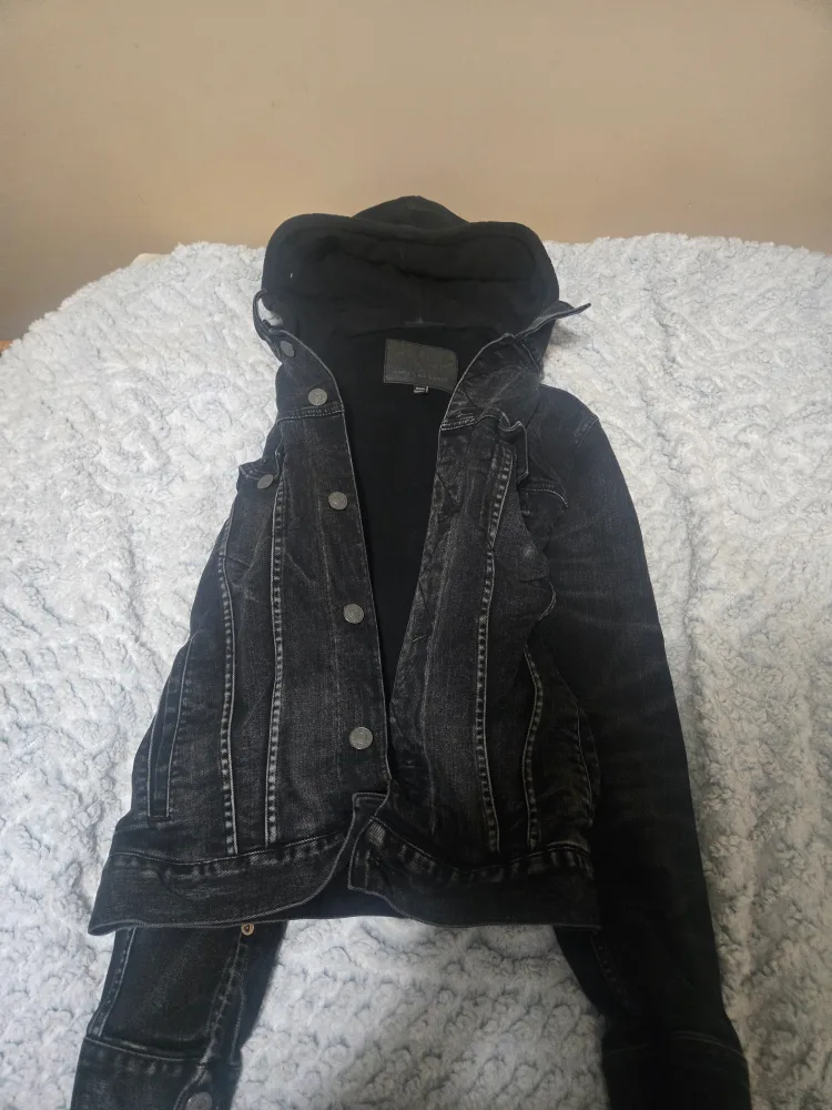 American Eagle Black Denim Jacket with Hood thumbnail