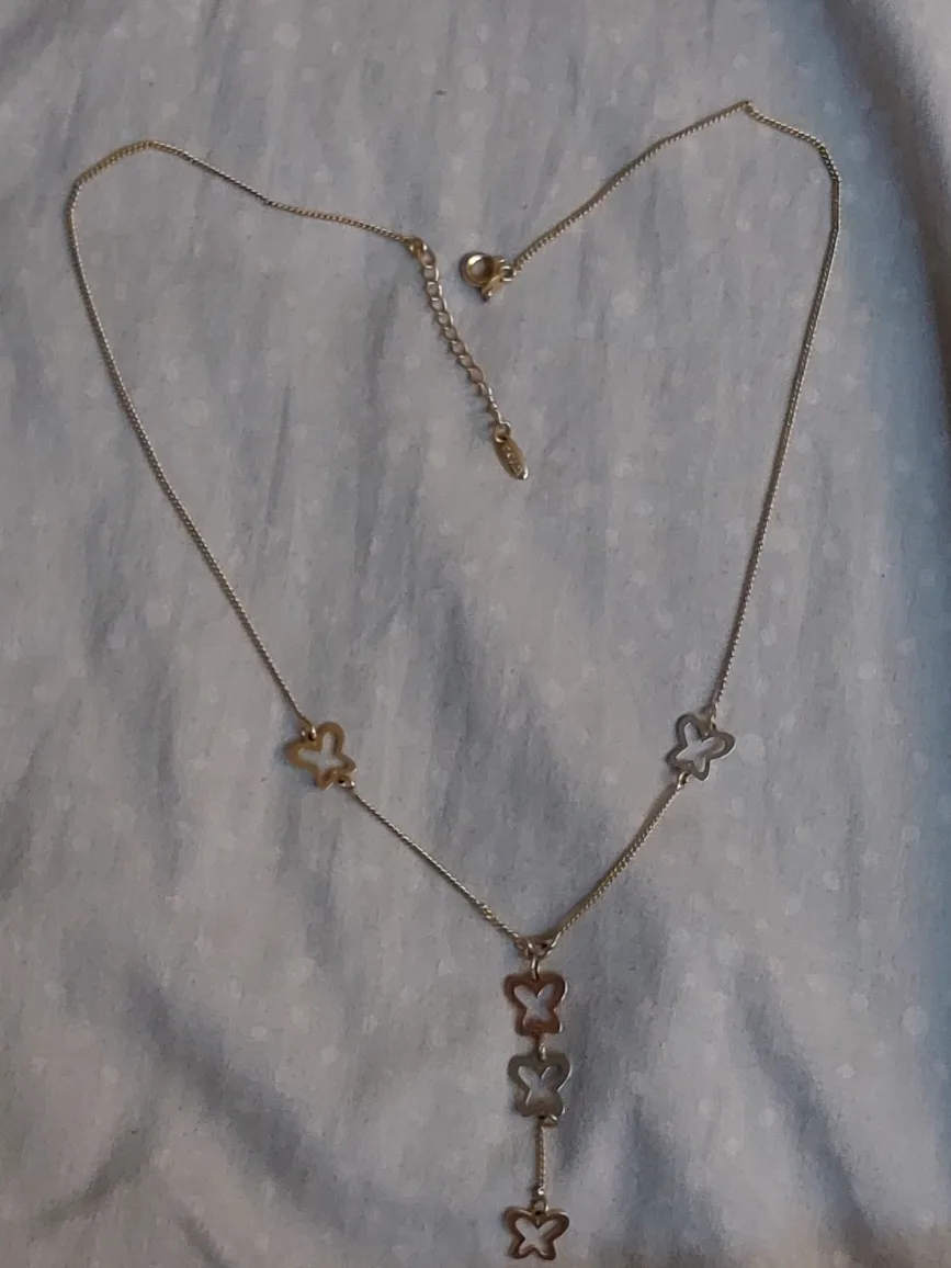 Butterfly Design Gold Necklace thumbnail