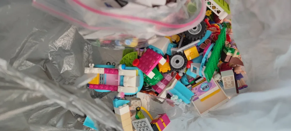 Lego Friends Mixed Lot image indicator(2)