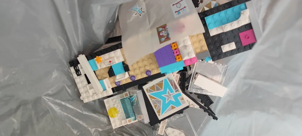 Lego Friends Mixed Lot image indicator(3)