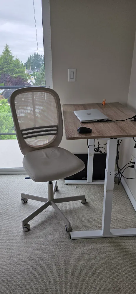 standing desk and chair thumbnail