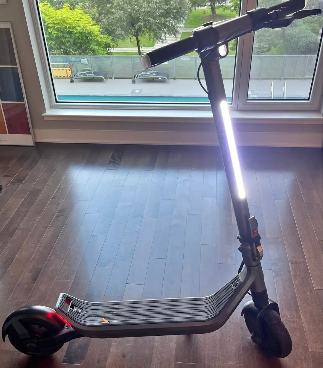 Electric Scooter - Apollo Go 2024