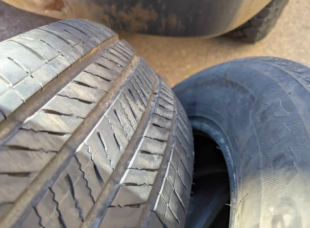 Firestone P235/65R17 Tires - Set of 4 image indicator(5)