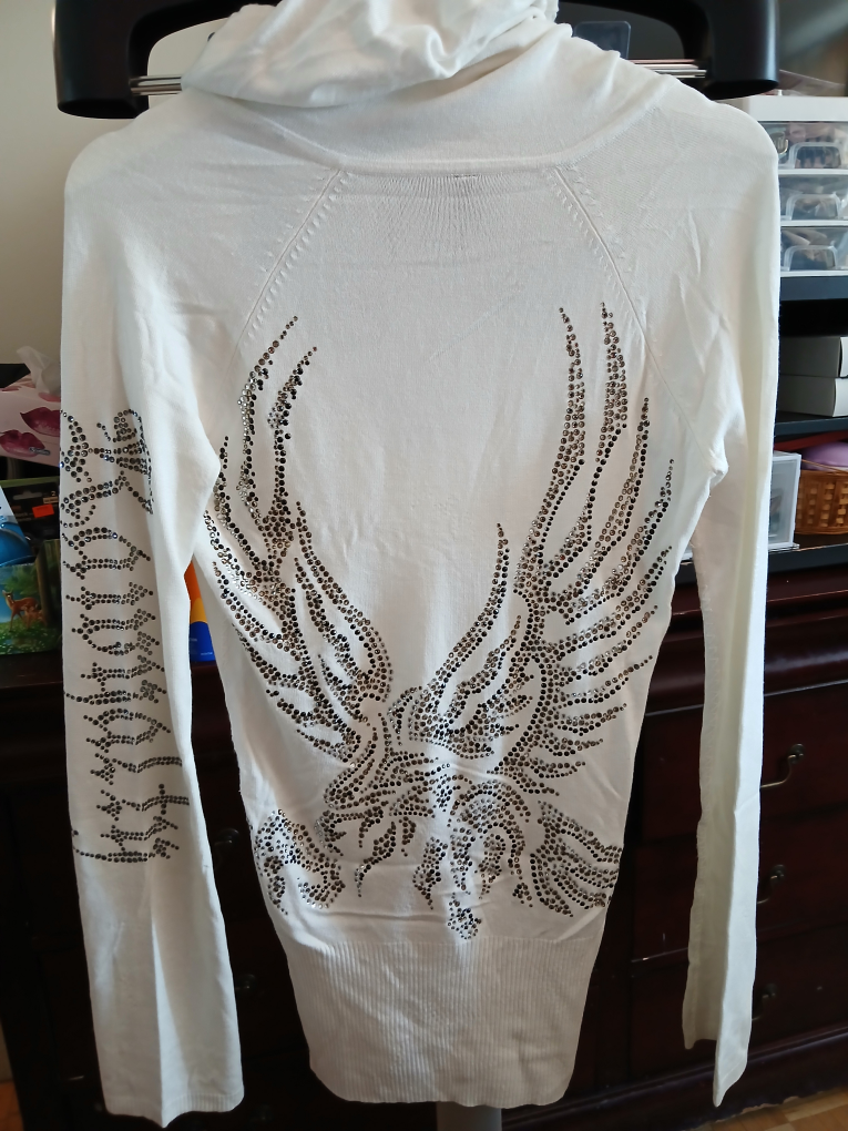 White Hooded Sweater - photo 2