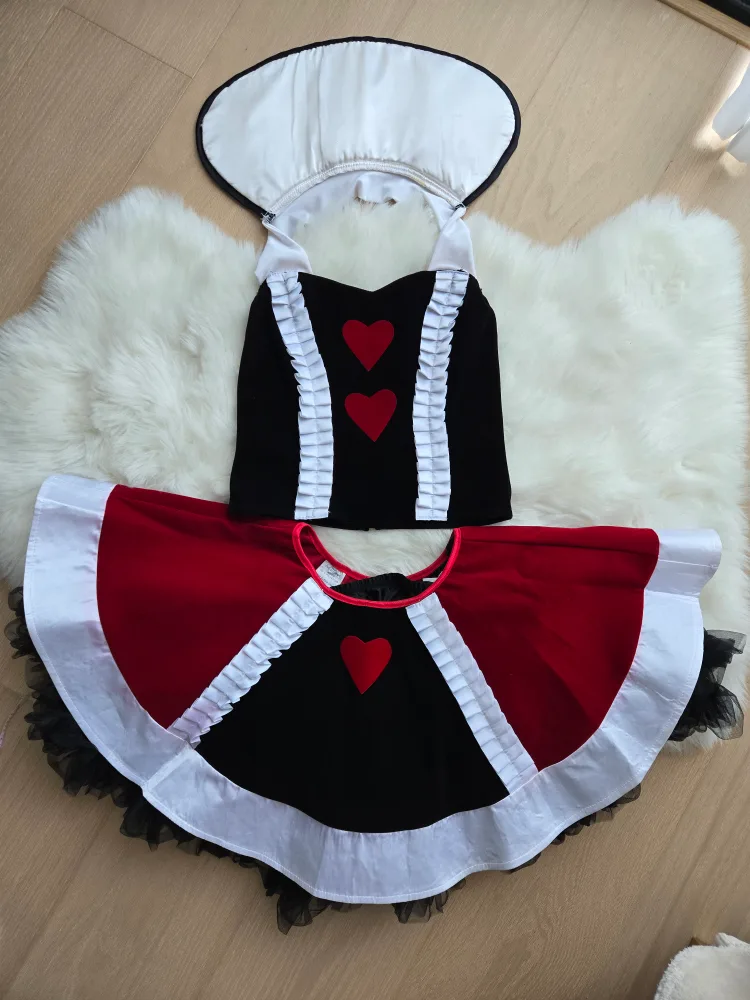 Queen of Hearts Costume - Adult Size S thumbnail
