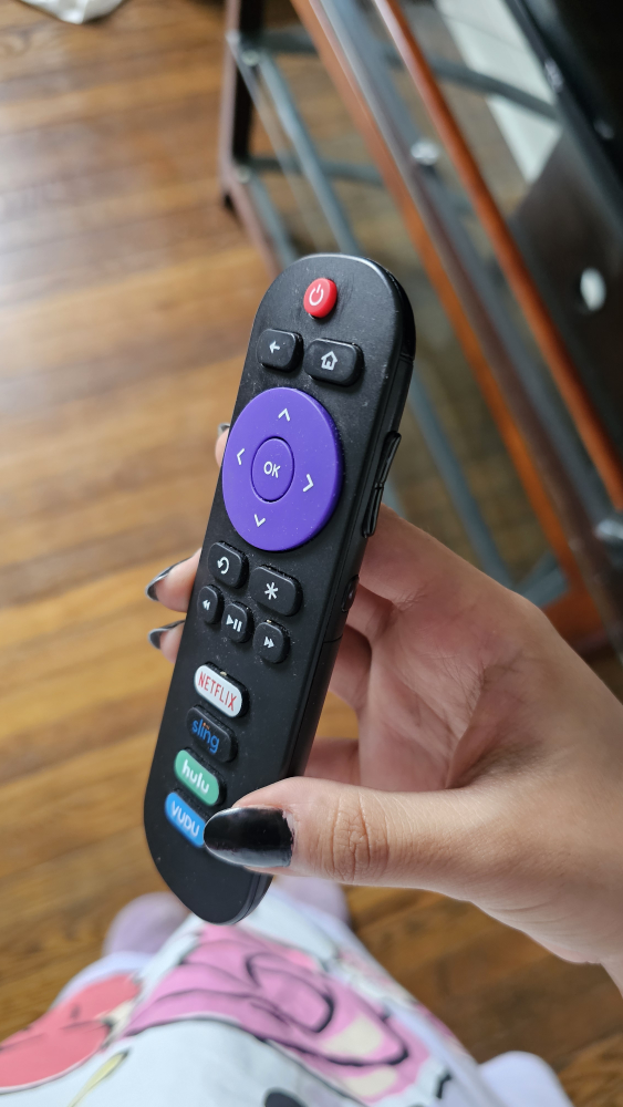 50″ TCL 4‑Series 4K UHD HDR Roku TV - photo 5