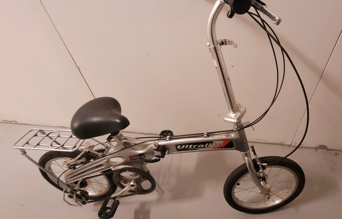 Ultralite Folding Bike - Compact & Portable - photo 2