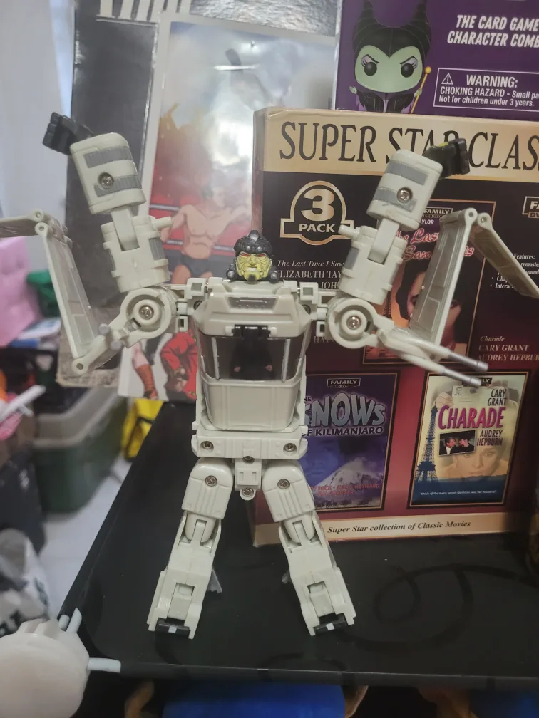 Transformer star wars Action Figure thumbnail