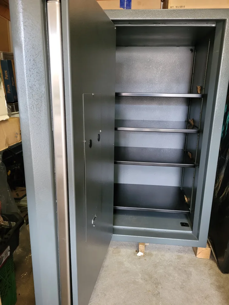 Large Grey Safe image indicator(4)