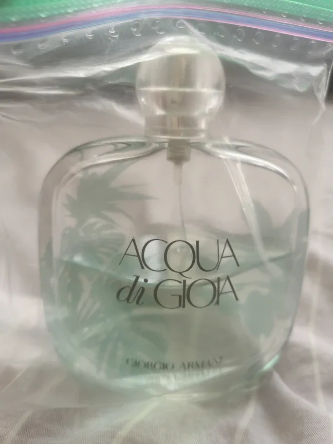 Giorgio Armani Acqua di Gioia Perfume thumbnail