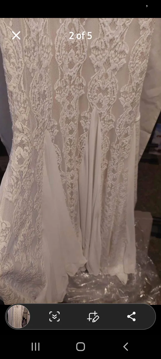 Wedding Dress - Lace, Ivory image indicator(3)