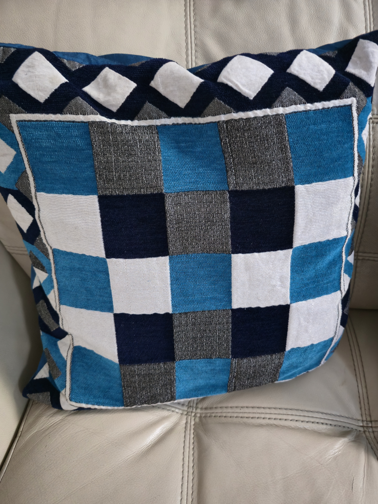 10 cusions covers Decorative Throw Pillow - Blue, White, Grey