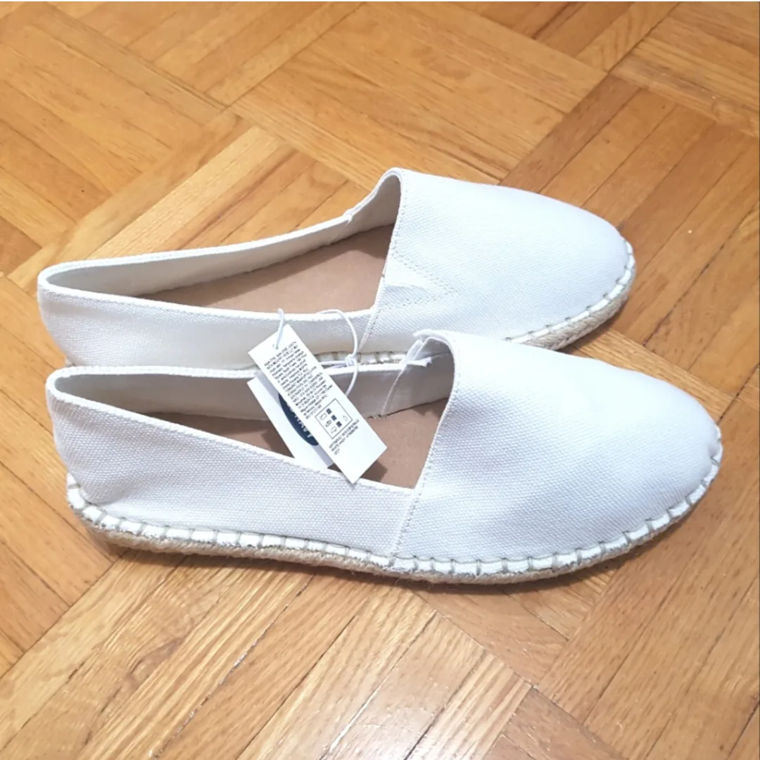 New White Espadrilles Flats 🇨🇦 thumbnail