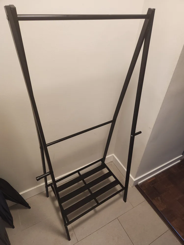 Black Metal Clothes Rack image indicator(2)