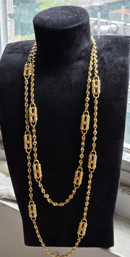 Vintage JBK Gold Tone Chain Necklace image indicator(3)