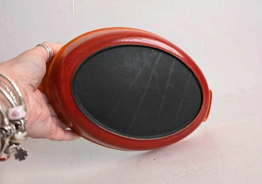 Orange Flame Enamel Cast Iron 'Au Gratin' Cookware Dish image indicator(8)