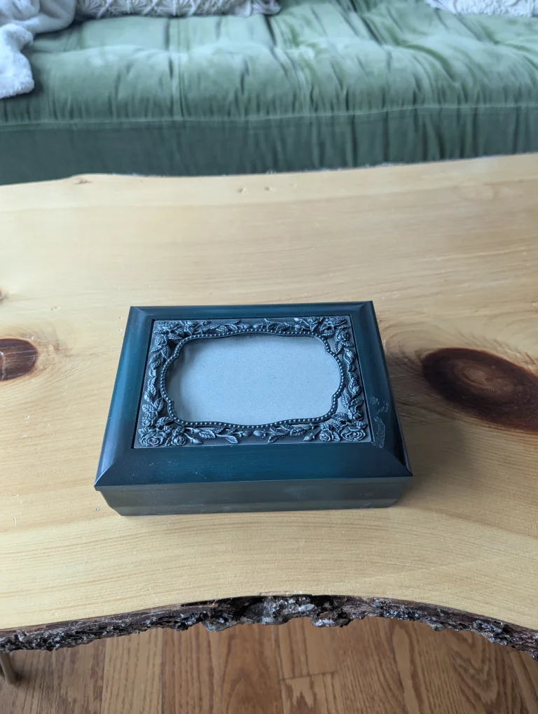 Photo Frame Box thumbnail