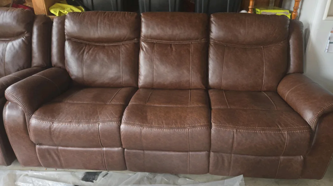 Brown Leather Reclining Sofa image indicator(2)