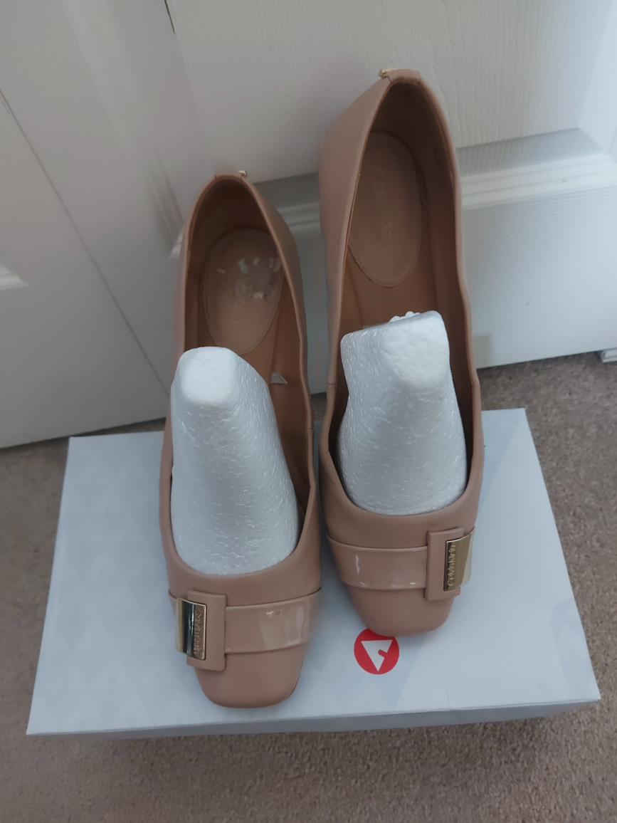 Calvin Klein Nude Ballet Flats - Size 10