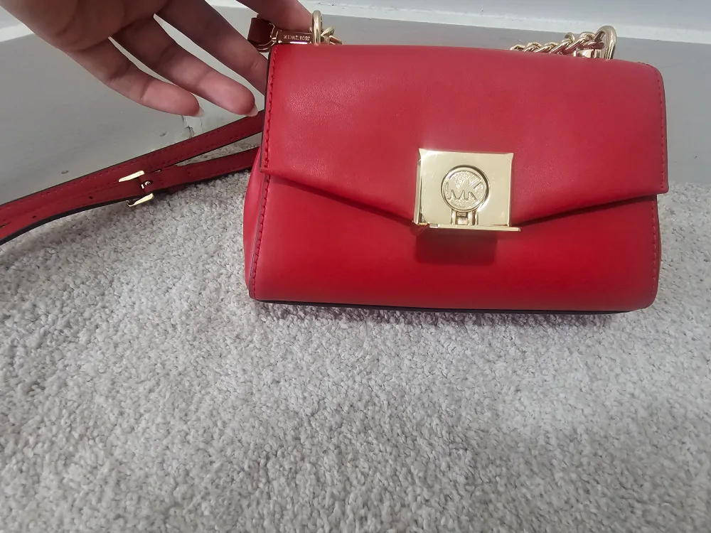 Authentic Michael Kors Red Leather Crossbody Bag image indicator(6)