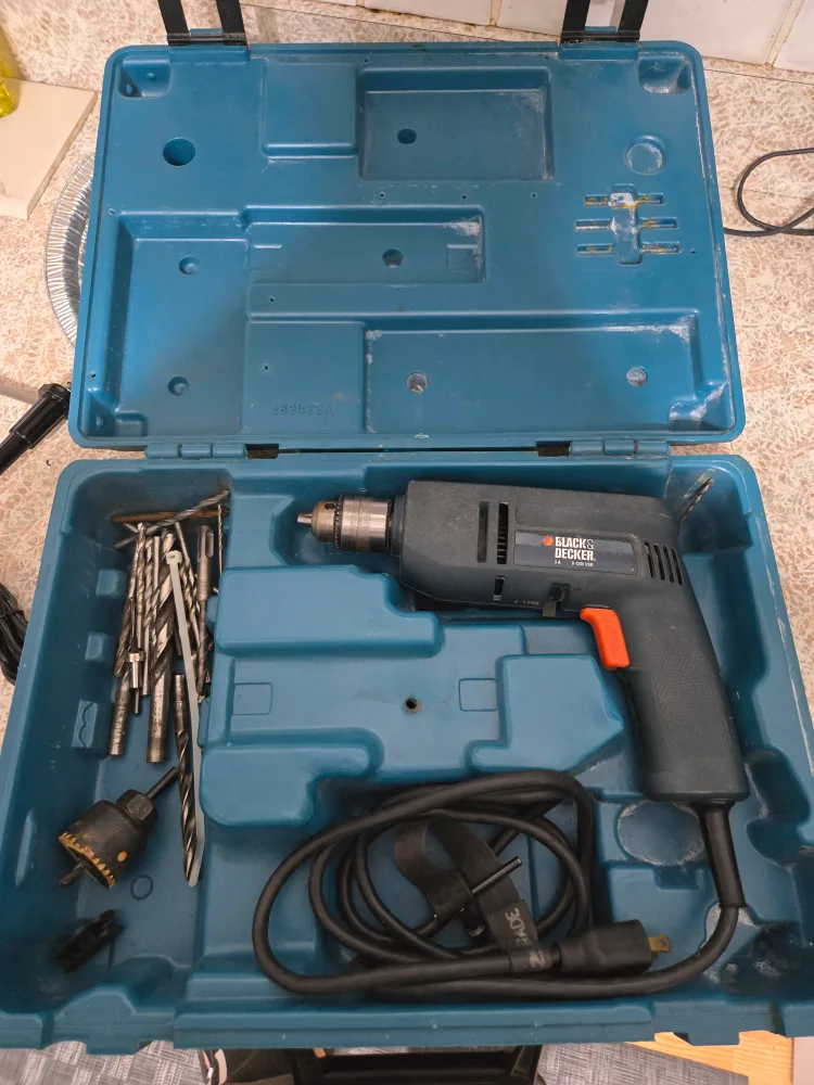 Black & Decker Drill with Case & Drill Bits thumbnail