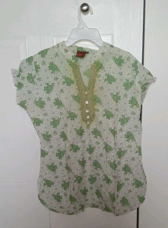 k dor London Green Floral Blouse thumbnail
