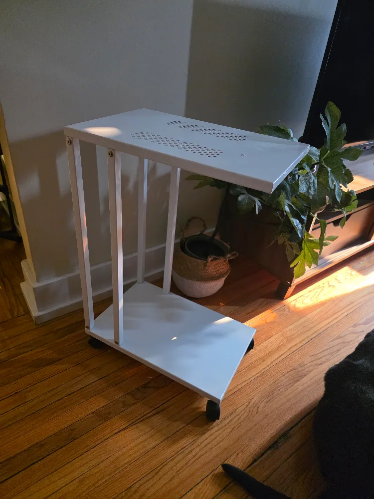 Laptop Table on Wheels thumbnail
