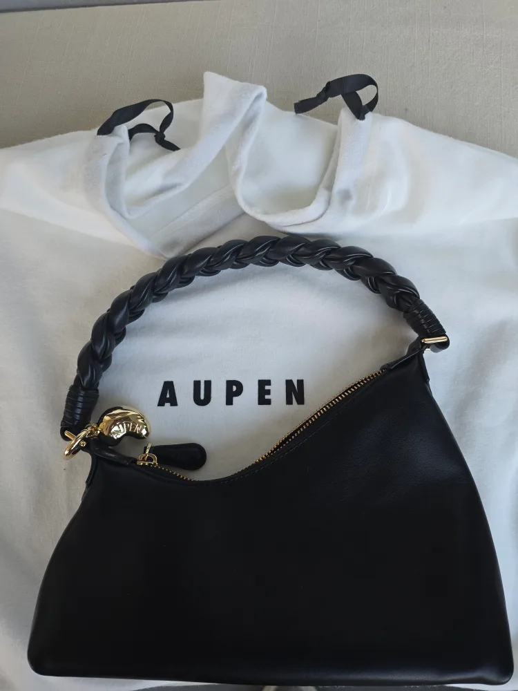 Aupen Noir thumbnail