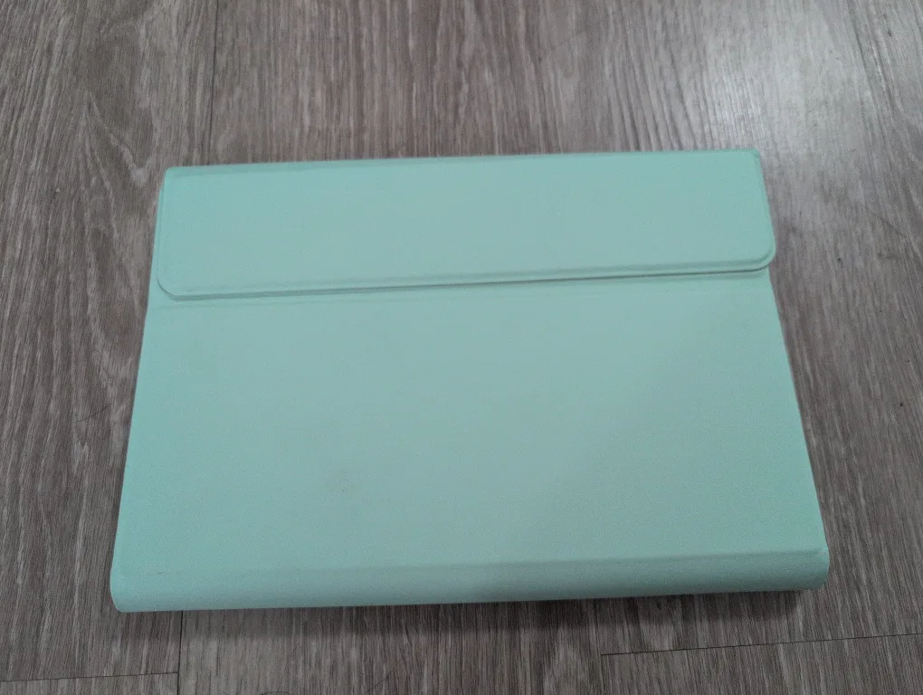 Mint Green Bluetooth Keyboard with Touchpad image indicator(2)