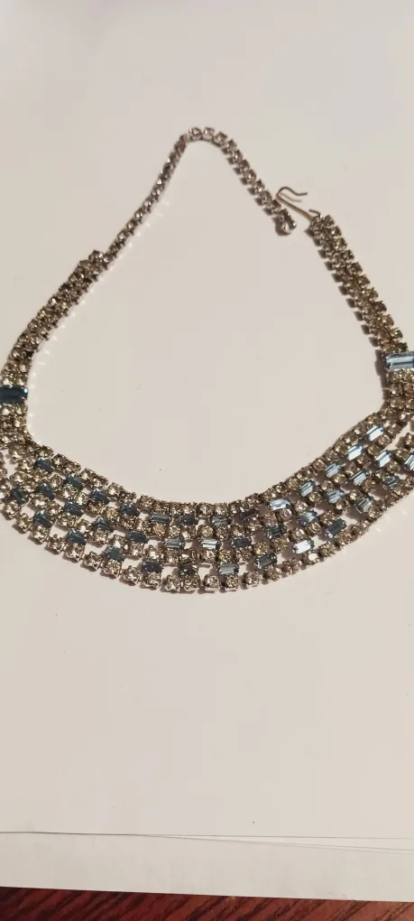Gorgeous Vintage  Art Deco Blue Rhinestone Necklace thumbnail