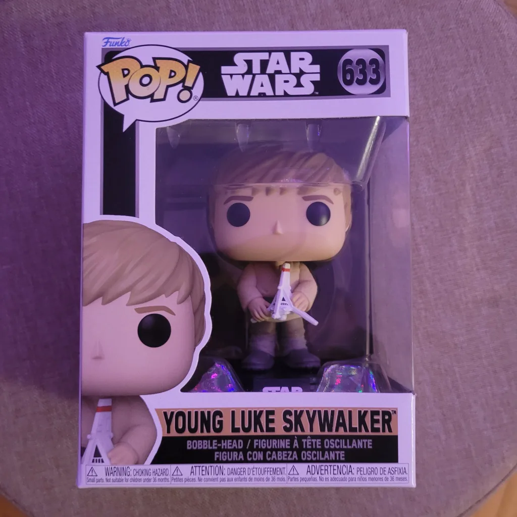 Funko Pop! Star Wars 633 - Young Luke Skywalker thumbnail