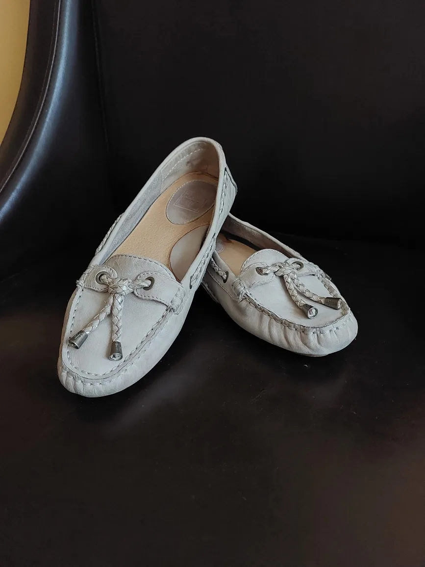 Frye Reagan Size 7 M Leather Braided Lace Moccasin Flats thumbnail