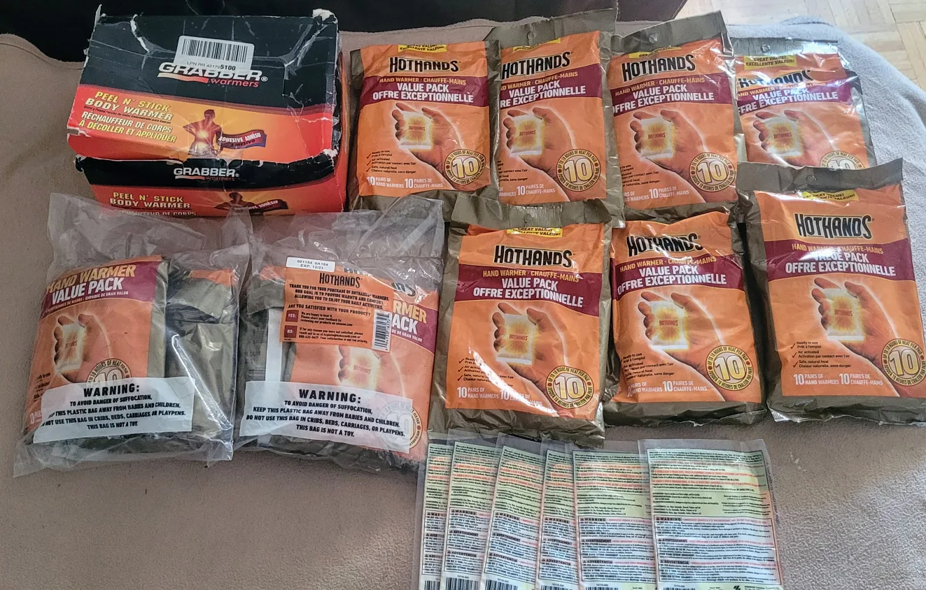 🇨🇦 Freecycle 🥕 Grabber Warmers Peel N' Stick Body Warmer thumbnail