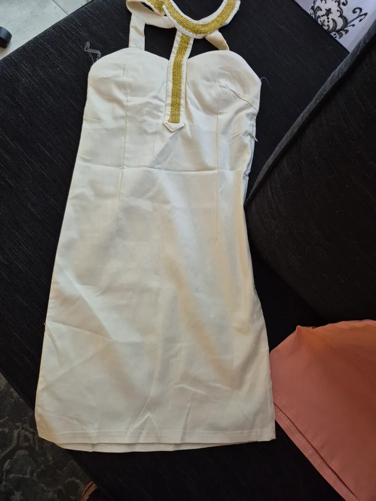 Dress - Size M thumbnail