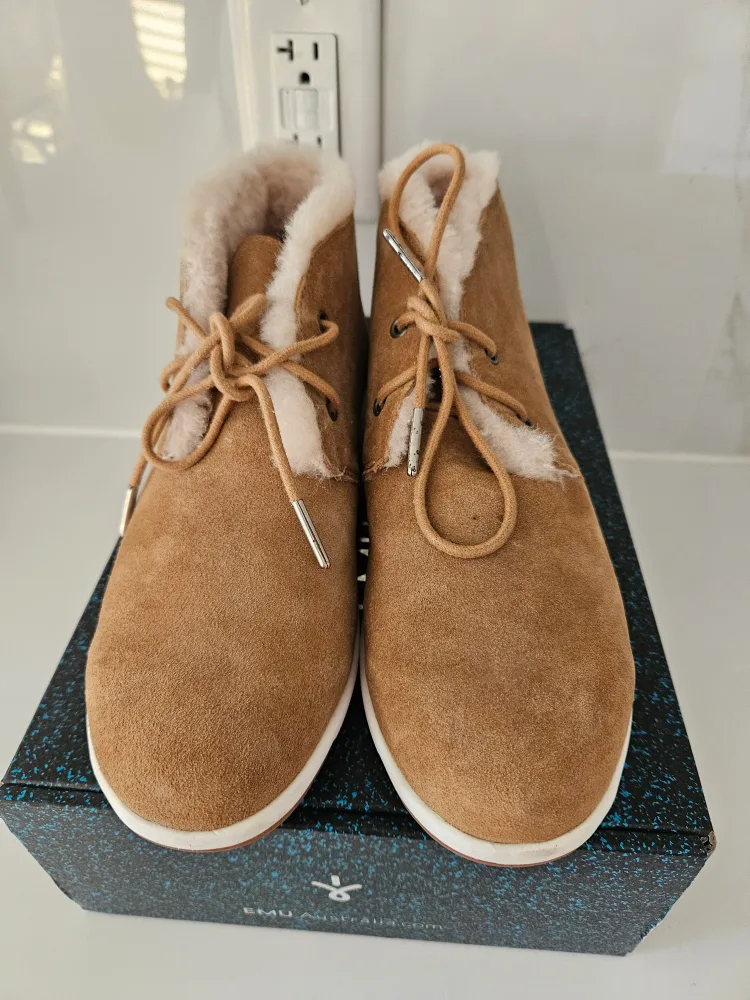 EMU Australia Akala Chestnut Boots - Size 8 image indicator(4)