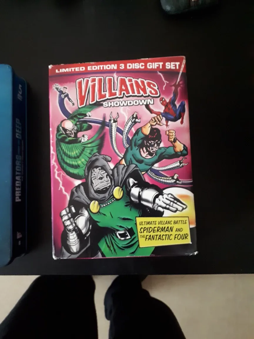 Villains Showdown Limited Edition 3 Disc Gift Set thumbnail