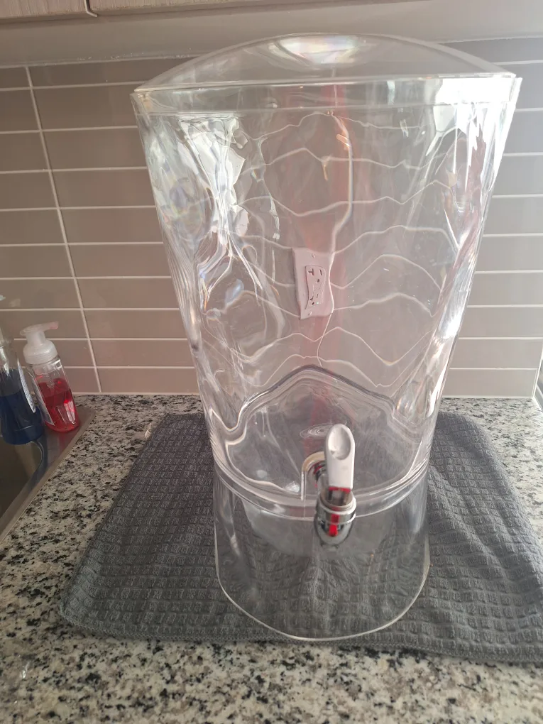 CreativeWare Acrylic Beverage Dispenser - 3 Gallon image indicator(3)